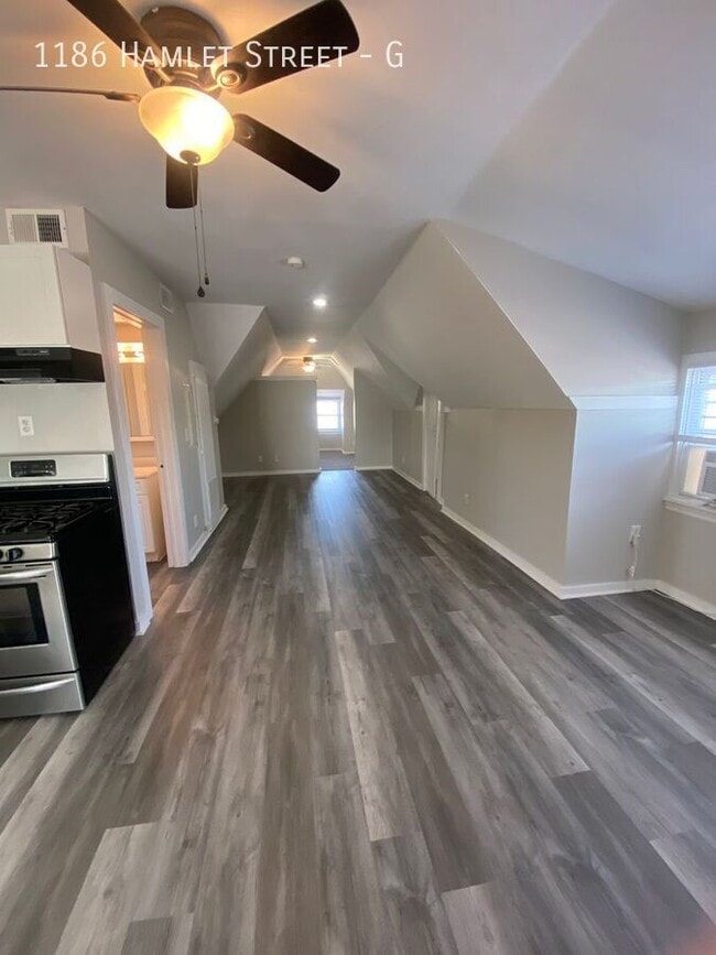 1186 Hamlet St in Columbus, OH - Building Photo - Building Photo