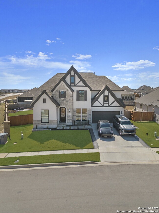 property at 1907 Peres St