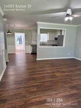 14007 Kader St in Beaufort, SC - Foto de edificio - Building Photo