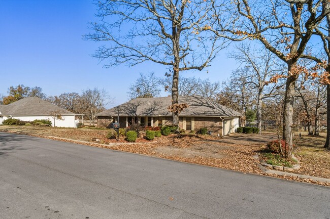 2909 Fincastle Dr in Fort Smith, AR - Building Photo - Building Photo