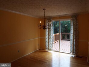 3656 Woodhaven Ct in Woodbridge, VA - Building Photo - Building Photo