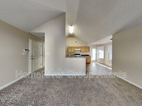 6711 Browns Mill Trail in Stonecrest, GA - Building Photo - Building Photo