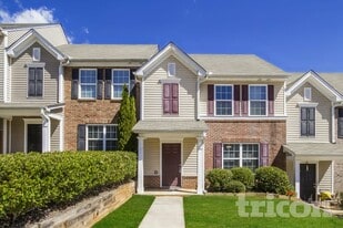 1436 Little Creek Dr in Lawrenceville, GA - Building Photo