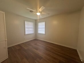 202 N Joplin Ave in Russellville, AR - Building Photo - Building Photo