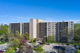 105 Cherryhill Blvd Apartments