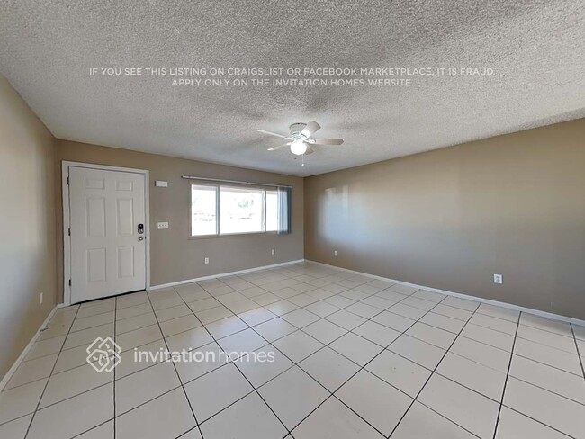 11511 E Broadway Rd in Mesa, AZ - Building Photo - Building Photo