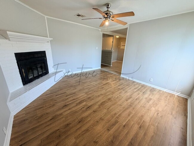 2514 Hazel St in Lake Charles, LA - Building Photo - Building Photo