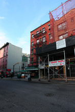 113 Mulberry St in New York, NY - Building Photo - Building Photo