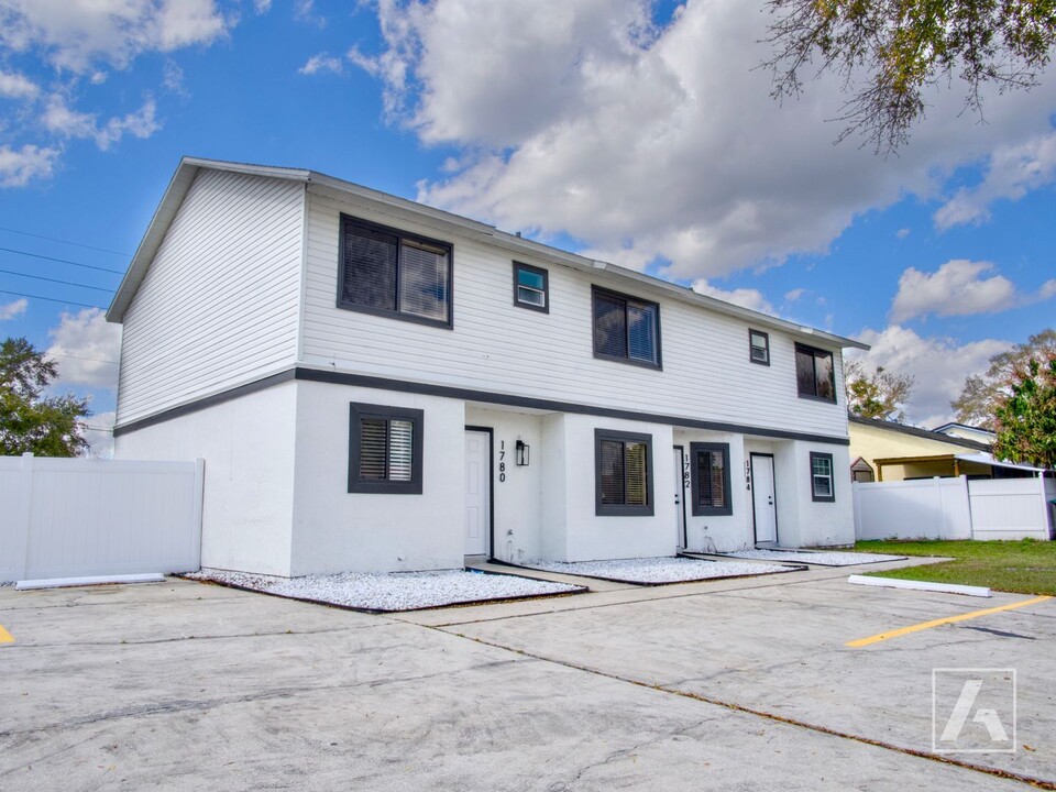 1780 Carley Ct in Orlando, FL - Building Photo