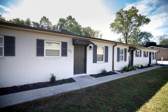 North Point Flats in Greenville, SC - Building Photo - Interior Photo