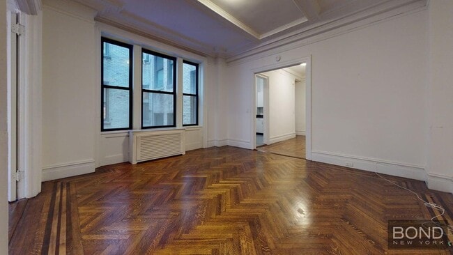 property at 200 W 58th St