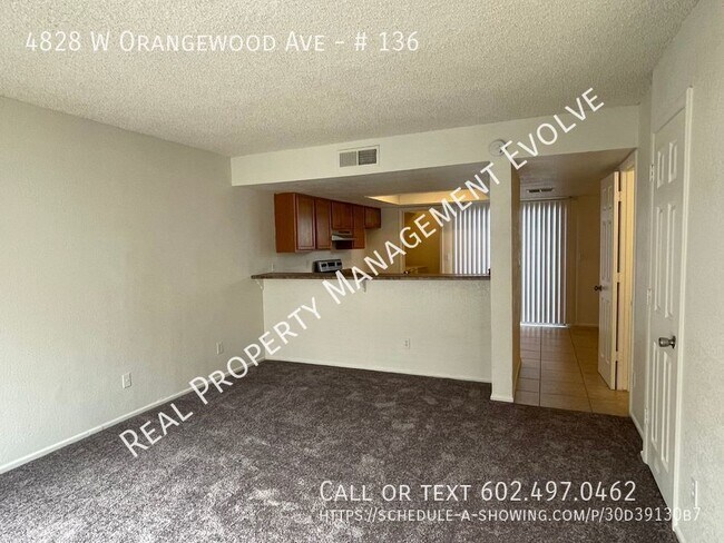 4828 W Orangewood Ave, Unit # 136 in Glendale, AZ - Foto de edificio - Building Photo