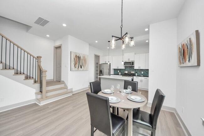 property at 5320 Kindred Gdn Ln