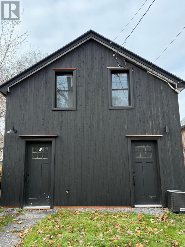 property at 44 W Mary St