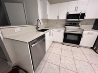 3662 San Simeon Cir in Weston, FL - Building Photo - Building Photo