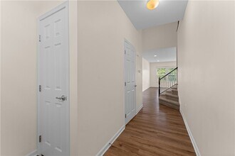 809 Fairgate Drive in Wexford, PA - Building Photo - Building Photo