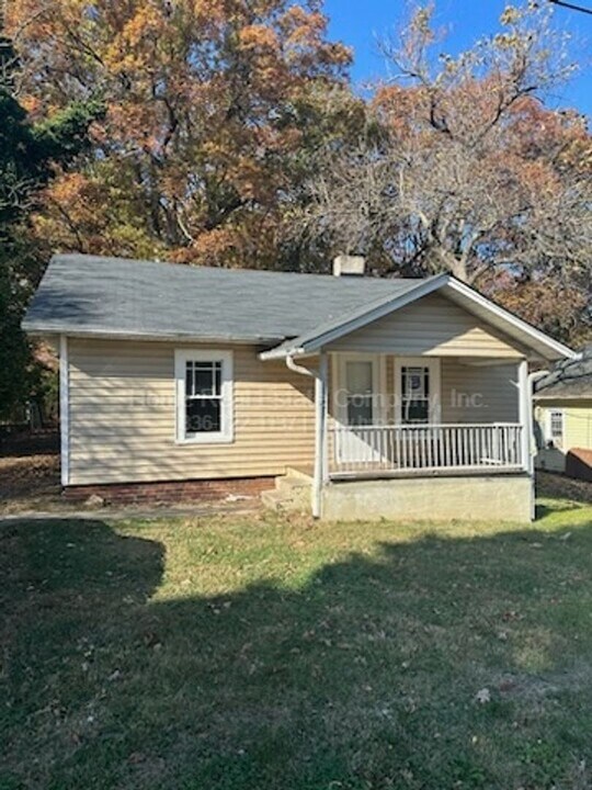 4440 Lane St in Winston-Salem, NC - Building Photo