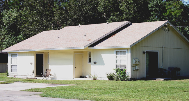 1130 Comanche St in Jacksonville, FL - Foto de edificio - Building Photo