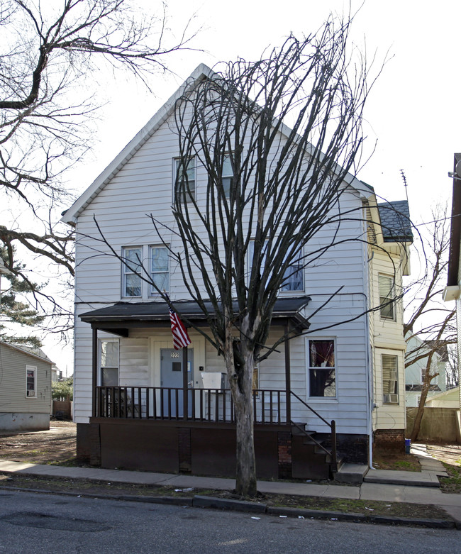 222 Seaman St in New Brunswick, NJ - Building Photo - Building Photo