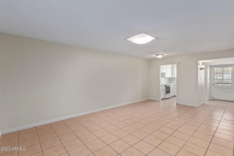 7128 W Pierson St in Phoenix, AZ - Foto de edificio - Building Photo