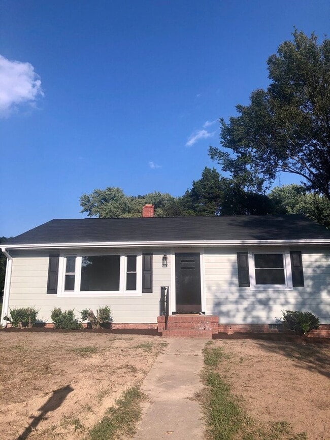 property at 5901 Bonneau Rd