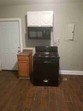 3305 E 19th St in Kansas City, MO - Building Photo - Building Photo