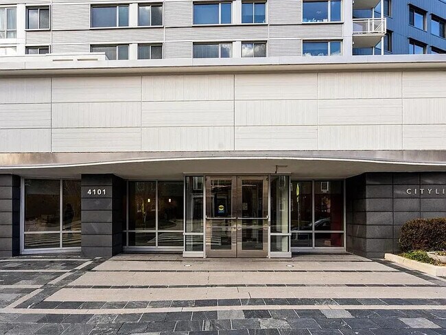 4101 Albemarle St NW, Unit 626 in Washington, DC - Building Photo - Building Photo