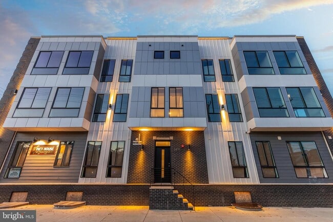 2401 N Mascher St photo'