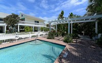 2922 Gulf of Mexico Dr in Longboat Key, FL - Foto de edificio - Building Photo