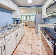 622 10th Ave N, Unit 1303 in Lake Worth Beach, FL - Building Photo - Building Photo