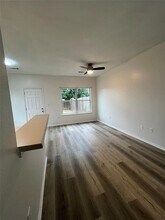 3016 Aftonshire Way in Austin, TX - Foto de edificio - Building Photo