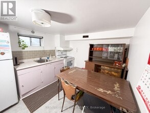 500 Drewry Ave in Toronto, ON - Building Photo - Building Photo