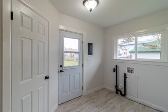 1731 E Sanson Ave in Spokane, WA - Building Photo - Building Photo