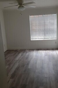 2350 Bering Dr photo'