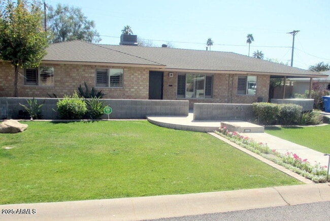 property at 3015 E Montecito Ave