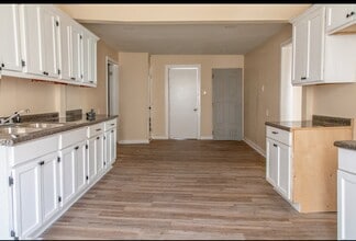 1438 N 43rd St in Baton Rouge, LA - Building Photo - Building Photo