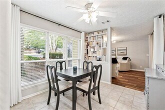 6808 Glenridge Dr in Sandy Springs, GA - Building Photo - Building Photo