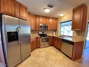 1019 SW 21st Ln in Cape Coral, FL - Building Photo - Building Photo