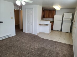 4951 S Center St in Murray, UT - Building Photo - Building Photo