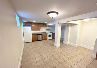 1623 Tremont St, Unit 1 in Boston, MA - Building Photo - Building Photo