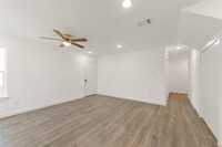 8713 Southwark St in Houston, TX - Building Photo - Building Photo