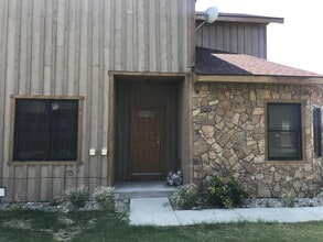 155 Mulligan Ln in Pinedale, WY - Building Photo - Building Photo