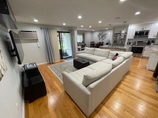 120 Fellsview Ter, Unit 123 in Stoneham, MA - Foto de edificio - Building Photo