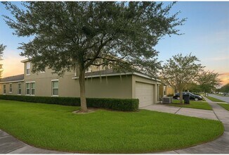 1646 J Lawson Blvd in Orlando, FL - Building Photo - Building Photo