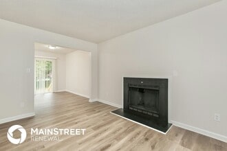 135 W Lakefield Dr in Greensboro, NC - Foto de edificio - Building Photo