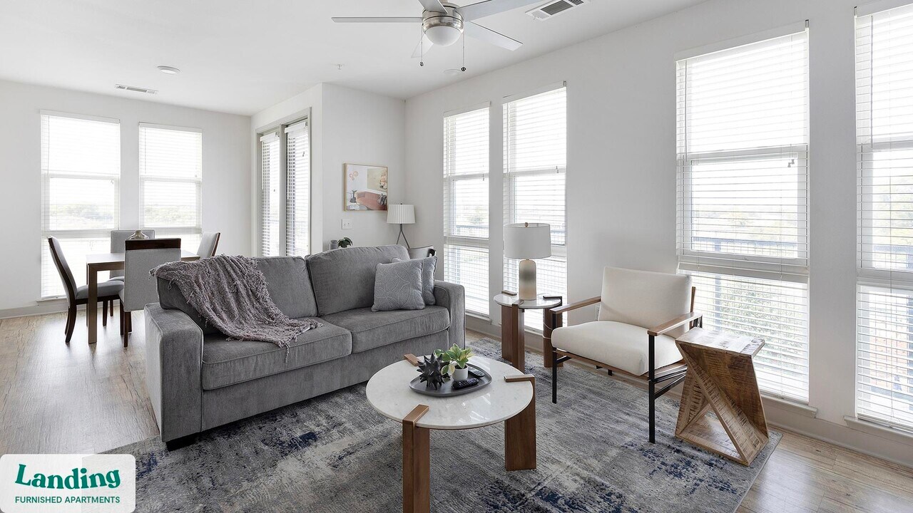 1852 E Northside Dr in Fort Worth, TX - Building Photo