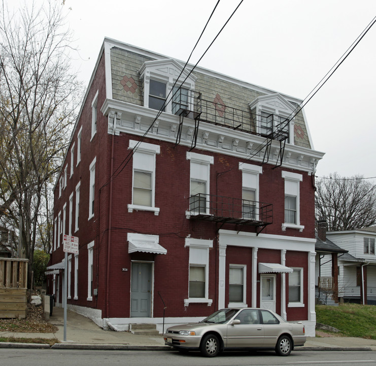 3636-3638 W Eighth St in Cincinnati, OH - Building Photo