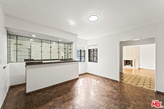 6237 Warner Dr in Los Angeles, CA - Building Photo - Building Photo