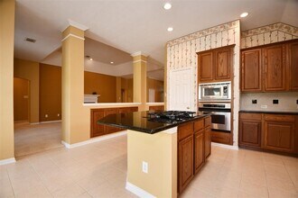 3111 Zelko Dr in Pearland, TX - Building Photo - Building Photo