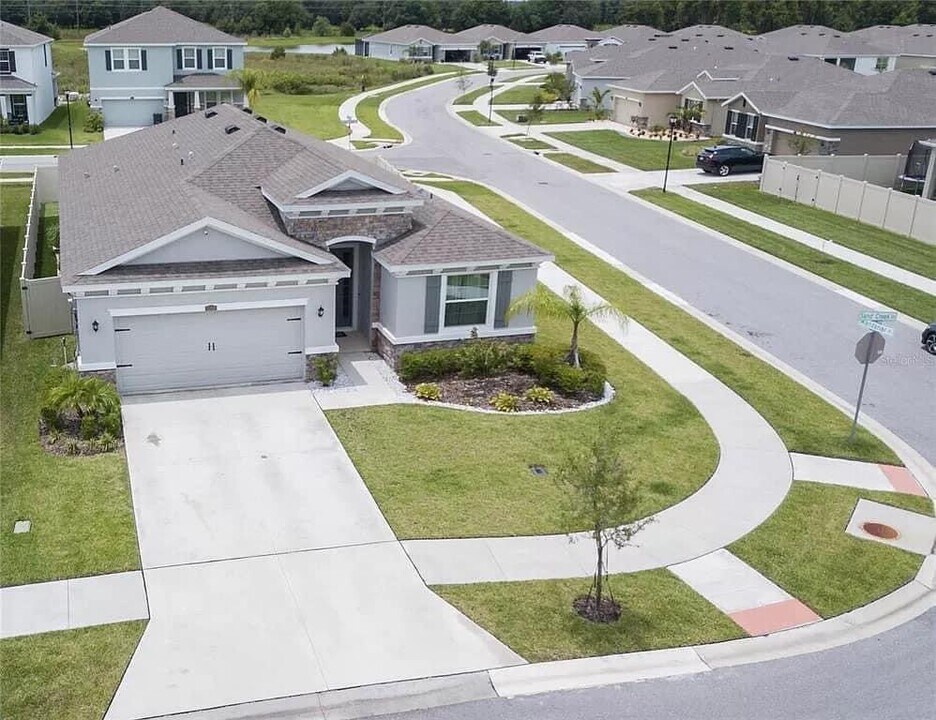 32848 Sand Creek Dr in Wesley Chapel, FL - Building Photo
